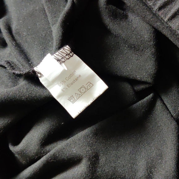 New High waisted lace edge biker shorts Size 1X - Picture 3 of 4